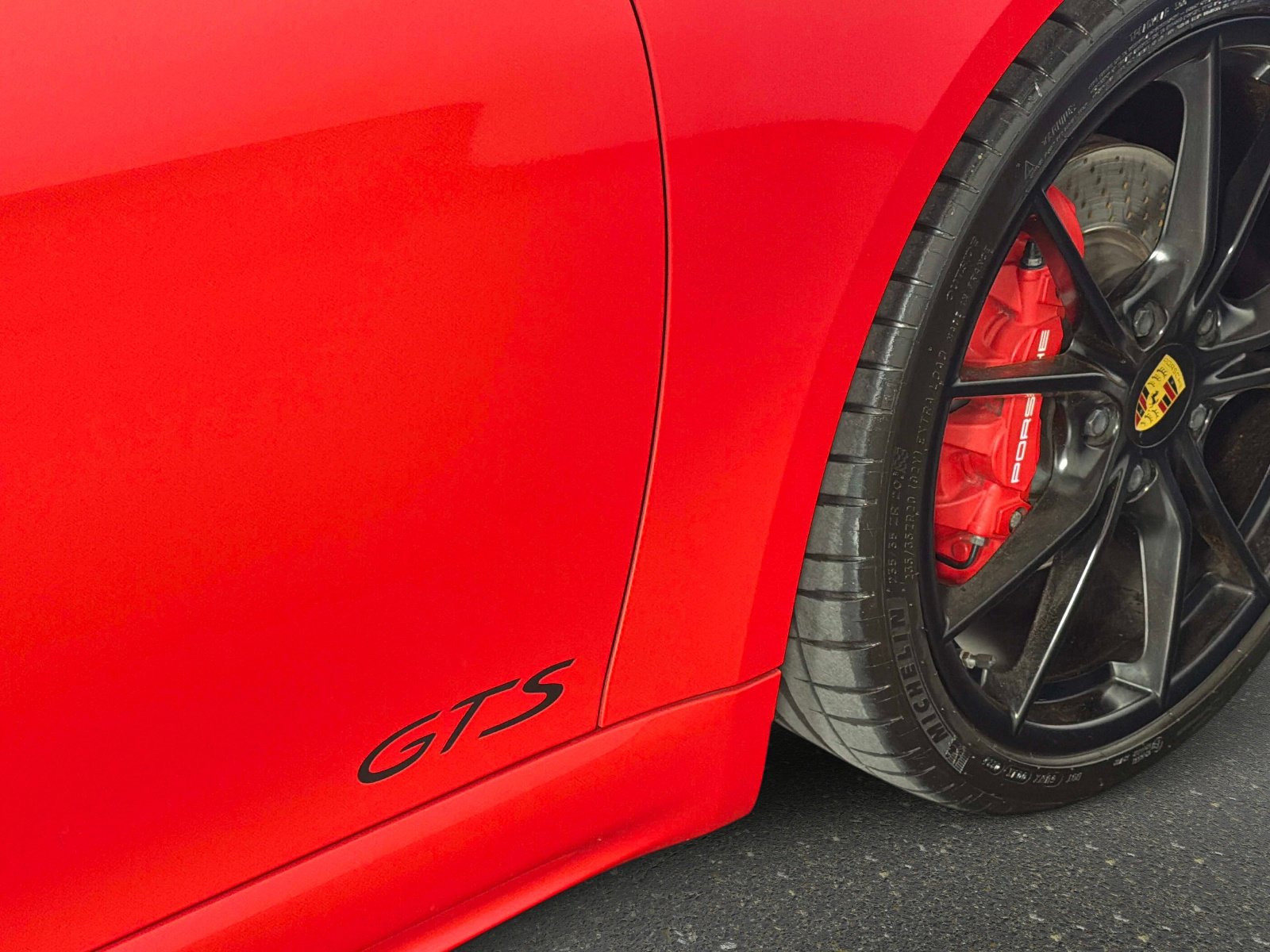 Used 2019 Porsche 718 Cayman GTS RWD image 23