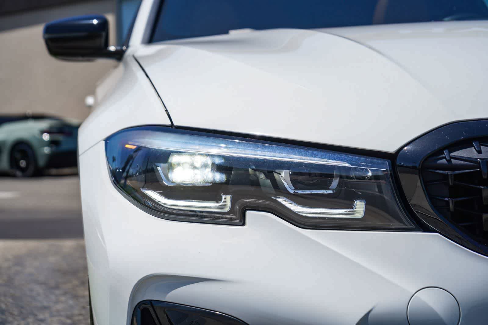 Used 2022 BMW M340i RWD image 10