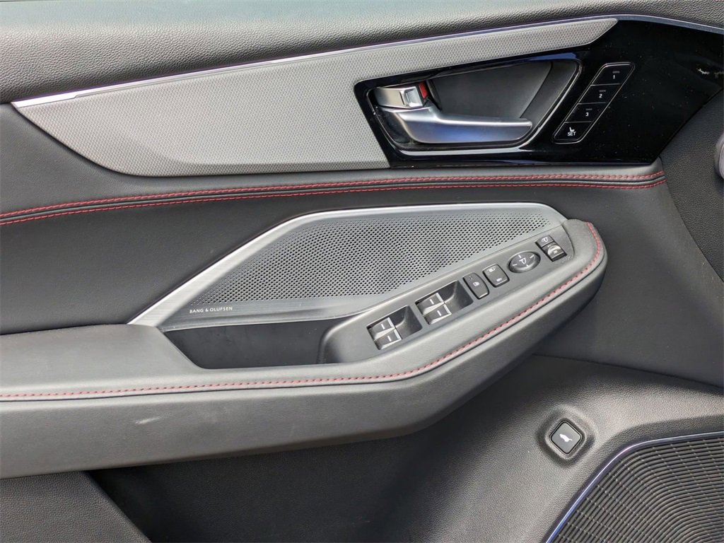 Used 2025 Acura MDX A-Spec image 14