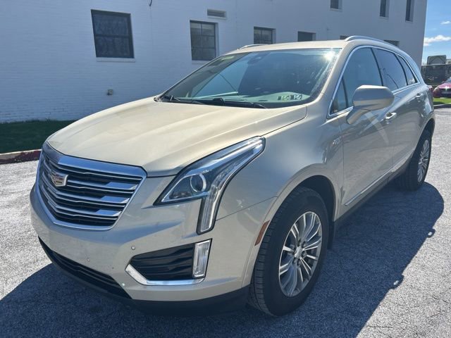 Used 2017 Cadillac XT5 Luxury w/ Driver Awareness Package image 8