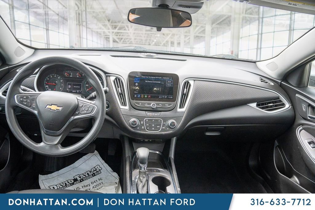 Used 2024 Chevrolet Malibu LT FWD image 5
