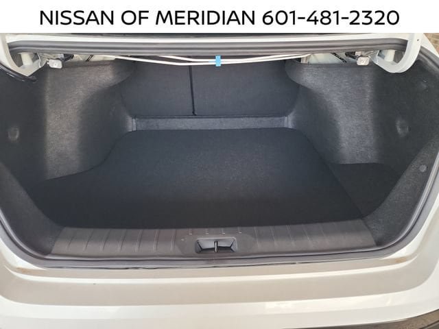 New 2027 Nissan Sentra SR w/ SR Premium Package FWD image 21