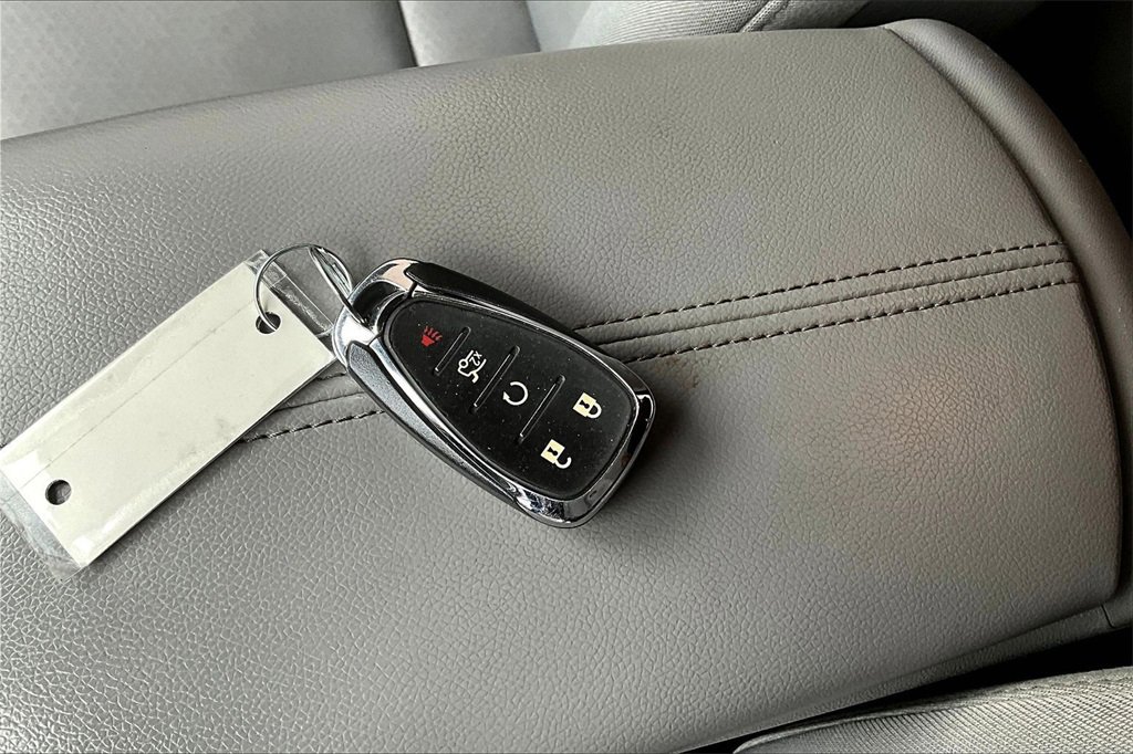 Used 2020 Chevrolet Malibu LT image 33