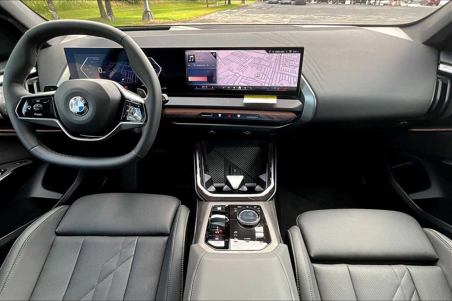 Used 2026 BMW X3 xDrive30 w/ Premium Package image 5