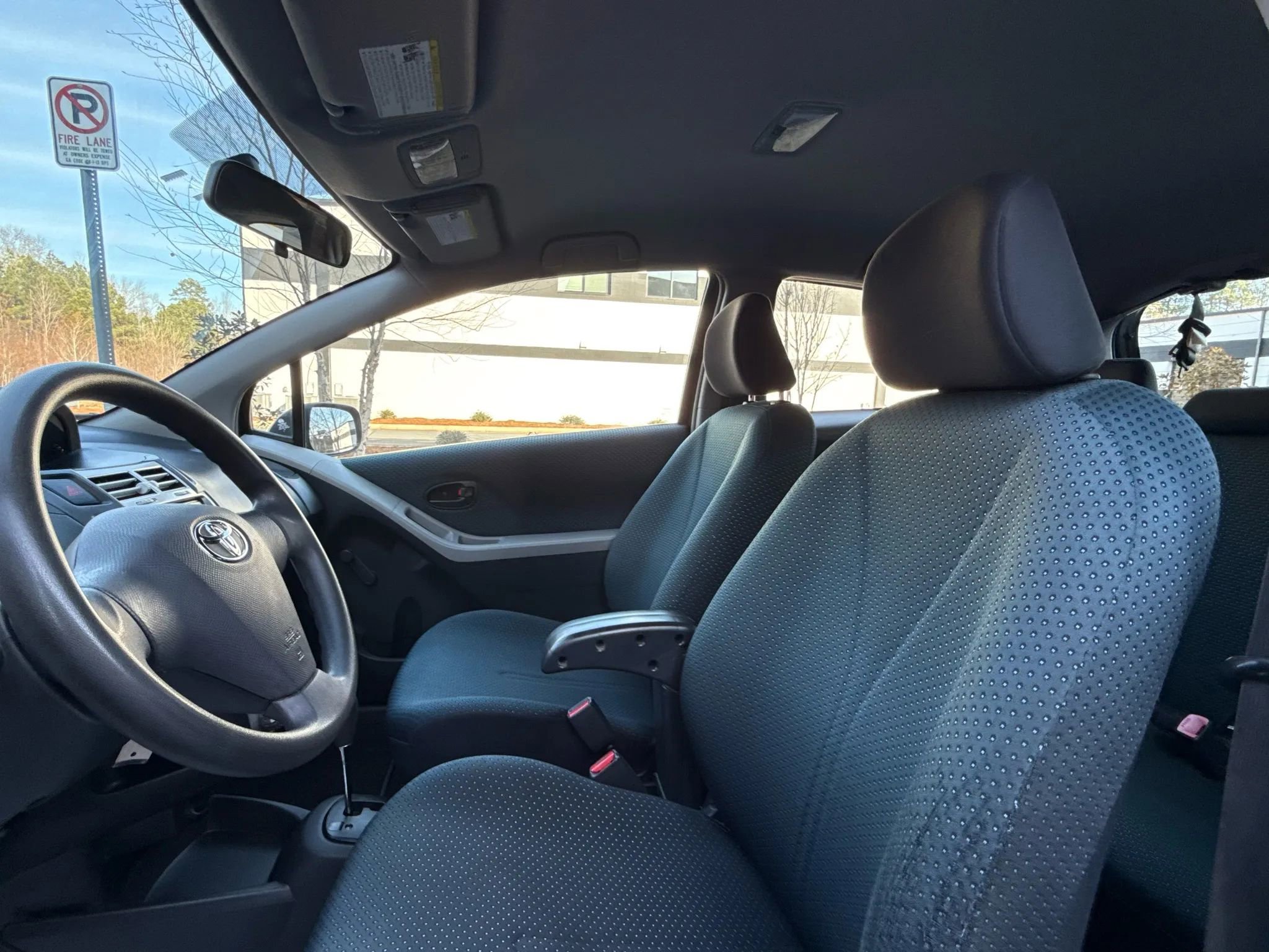 Used 2008 Toyota Yaris S image 11