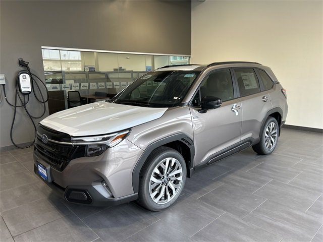 New 2025 Subaru Forester Touring image 3