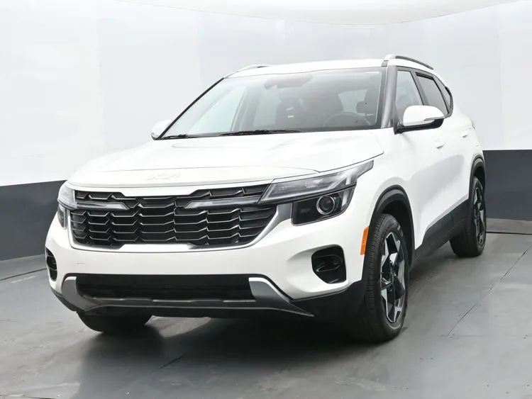 Used 2025 Kia Seltos S FWD image 1