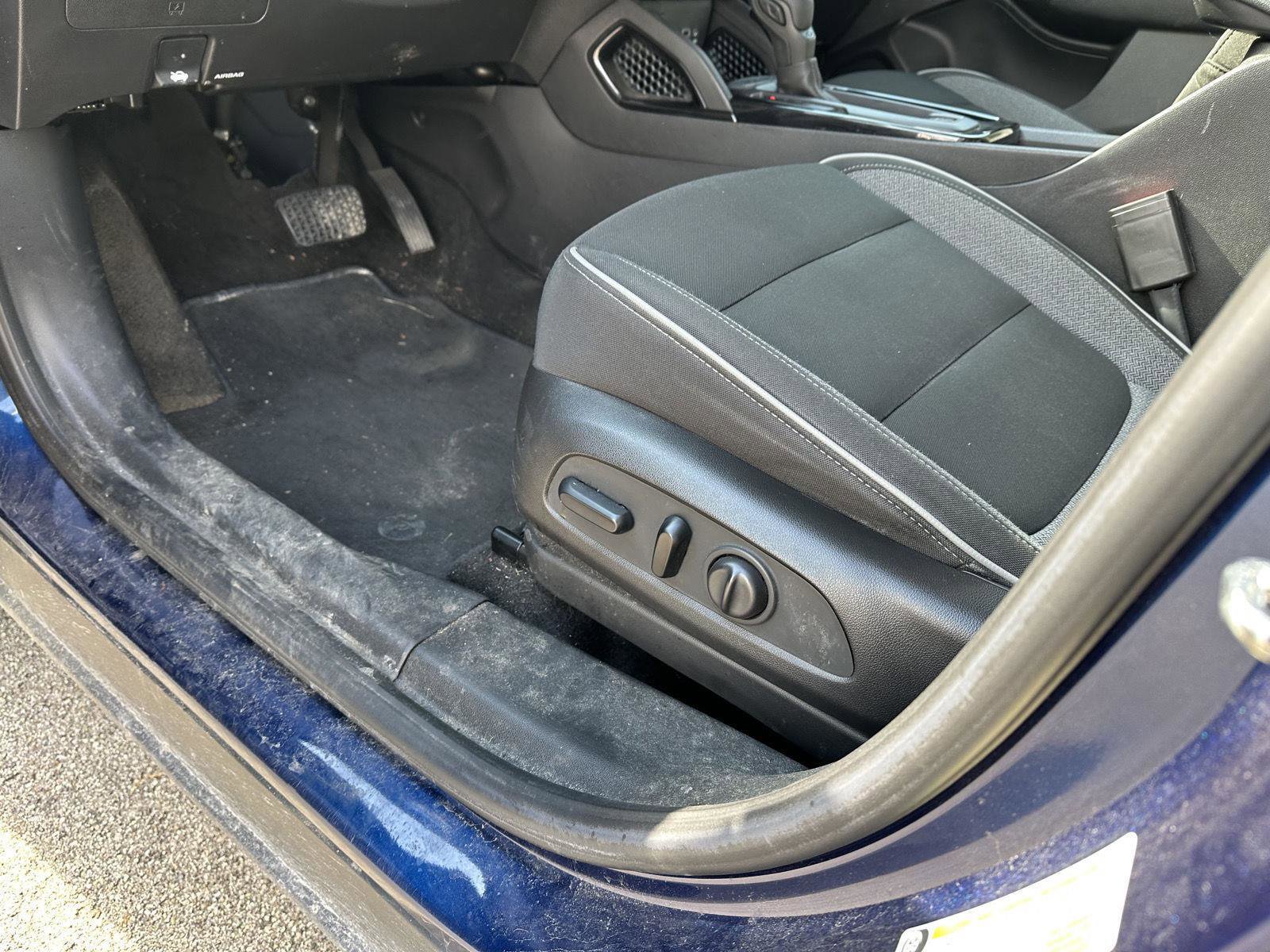 Used 2022 Chevrolet TrailBlazer LT AWD/4WD image 19