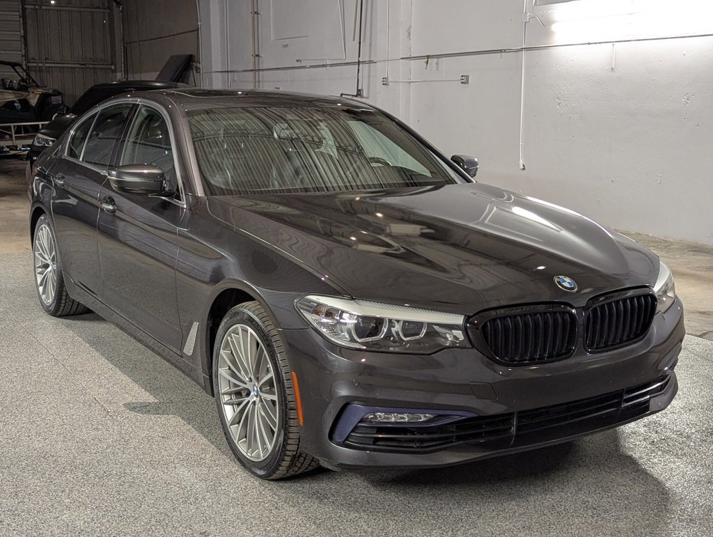 Used 2018 BMW 530i xDrive image 4