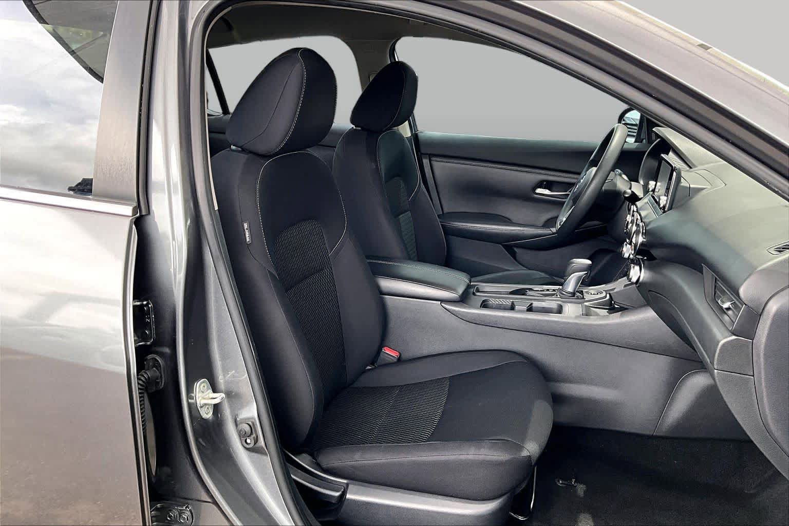 Certified 2021 Nissan Sentra S FWD image 9