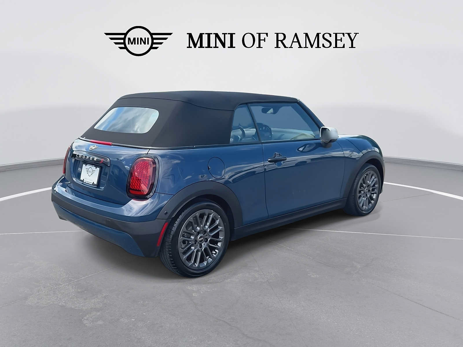 Used 2026 MINI Cooper S FWD image 8