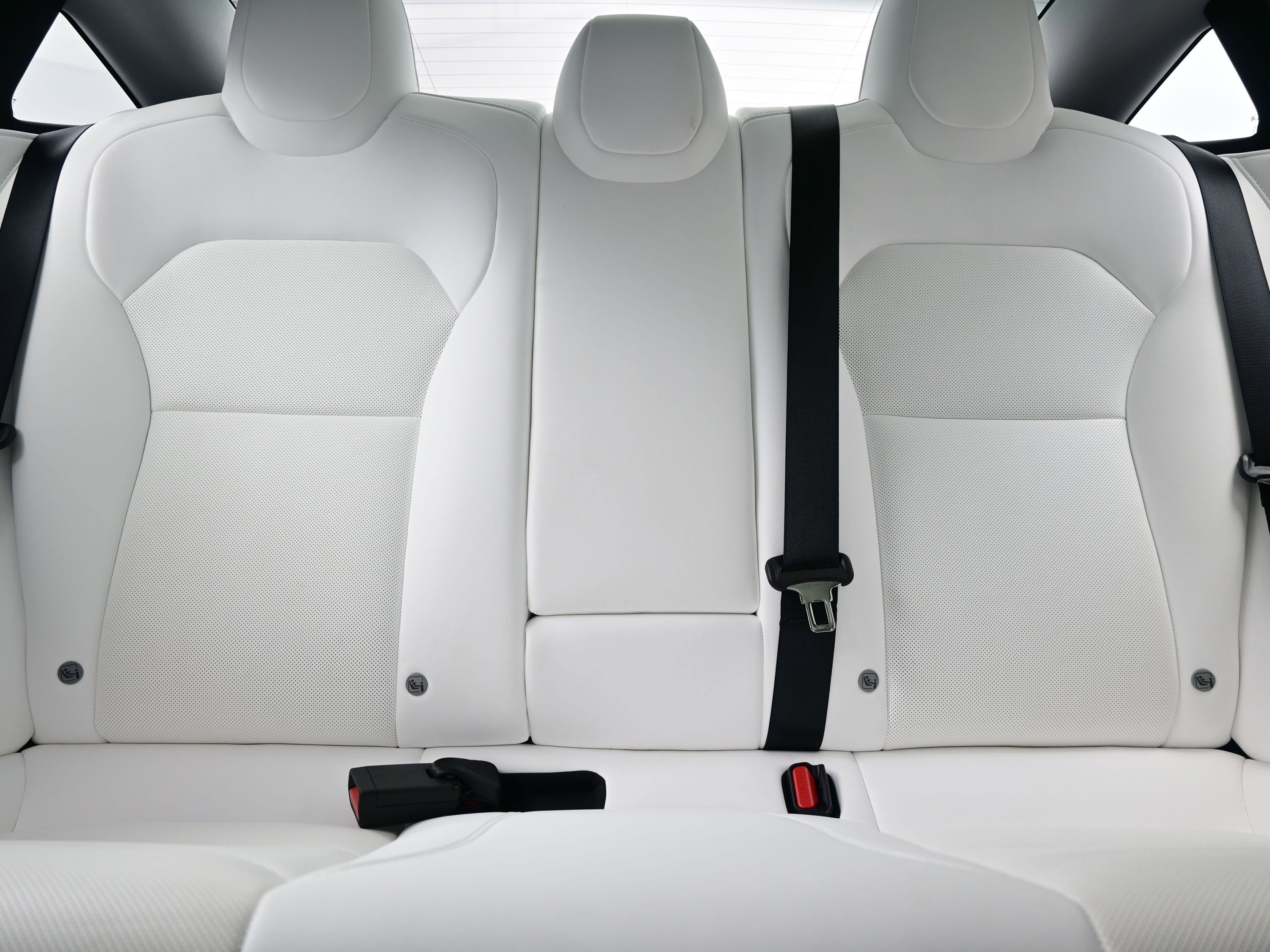 Used 2025 Tesla Model 3 Long Range image 14