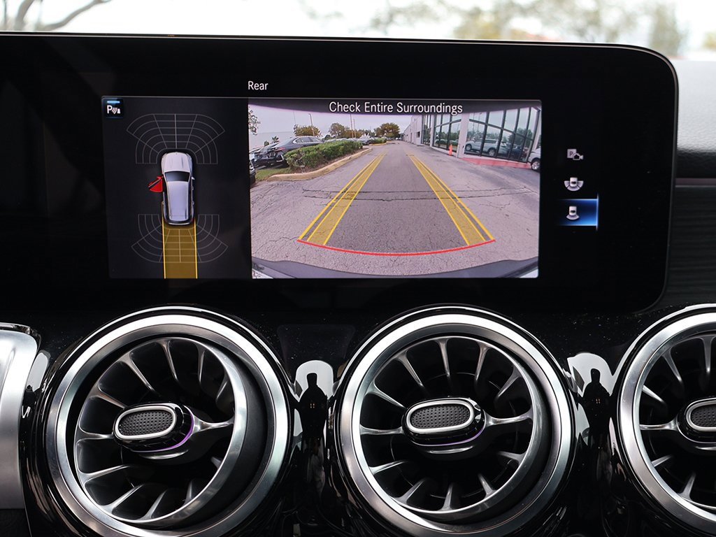 Used 2023 Mercedes-Benz EQB 250+ image 48