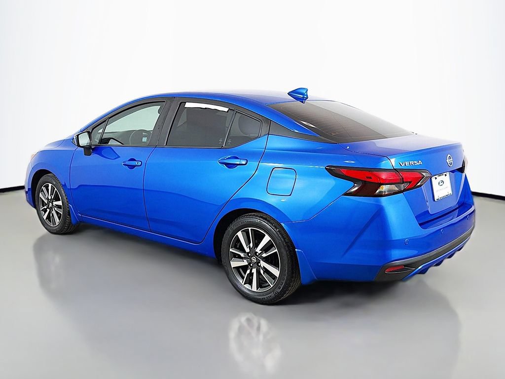 Used 2021 Nissan Versa SV FWD image 7