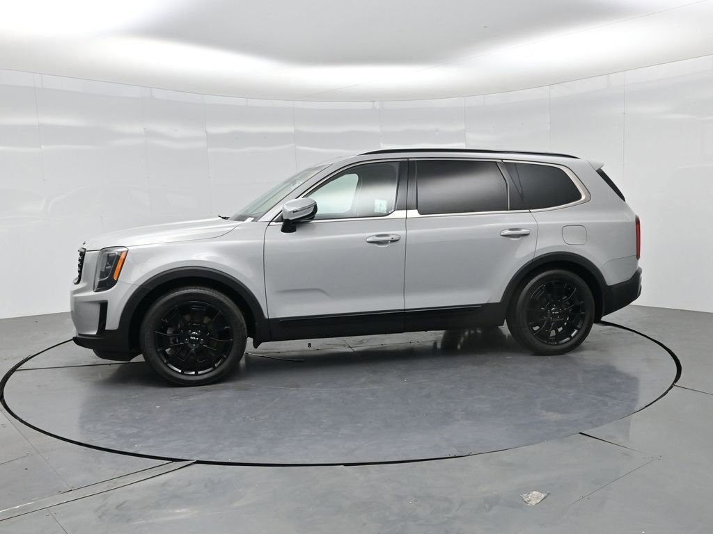 Used 2022 Kia Telluride SX w/ SX Prestige Package AWD/4WD image 32