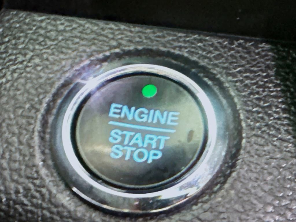 Used 2017 Ford F150 Lariat image 19