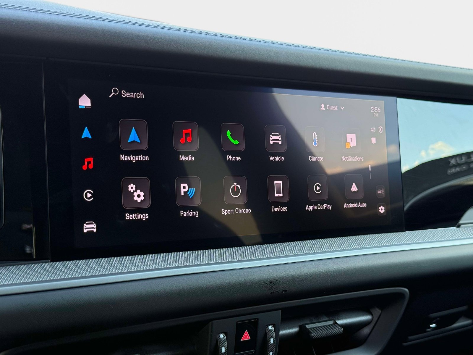 Used 2024 Porsche Cayenne Coupe image 43