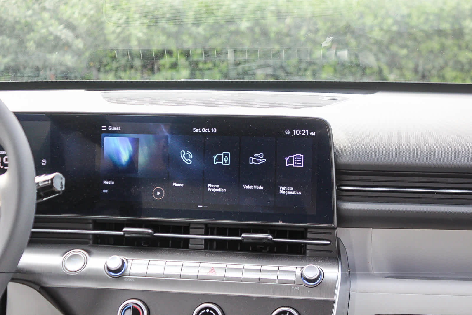Used 2024 Hyundai Kona SE FWD image 16