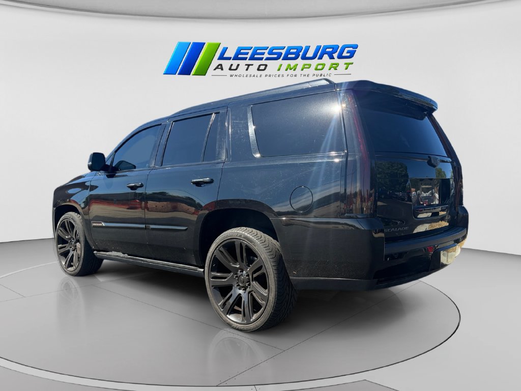 Used 2015 Cadillac Escalade Platinum AWD/4WD image 3