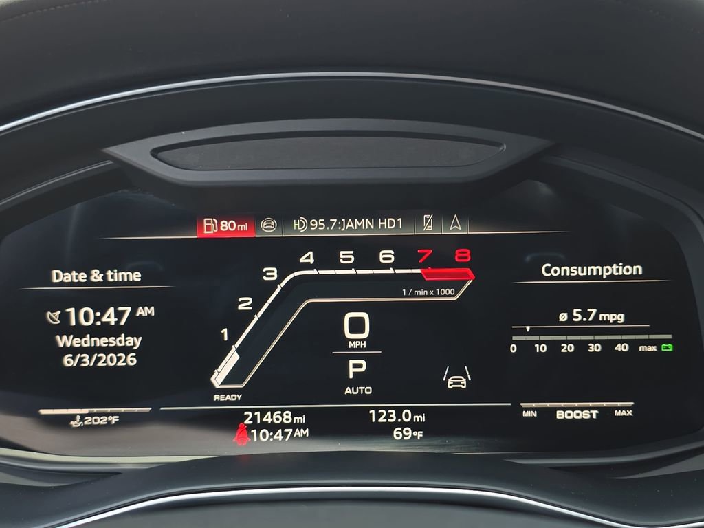 Used 2024 Audi RS Q8 AWD/4WD image 22