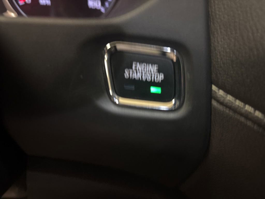 Used 2021 GMC Acadia SLE w/ Driver Convenience Package AWD/4WD image 25