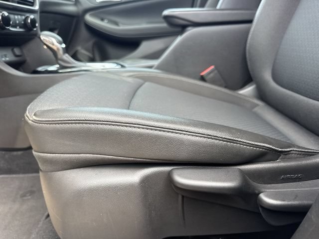 Used 2025 Buick Encore GX Preferred FWD image 13