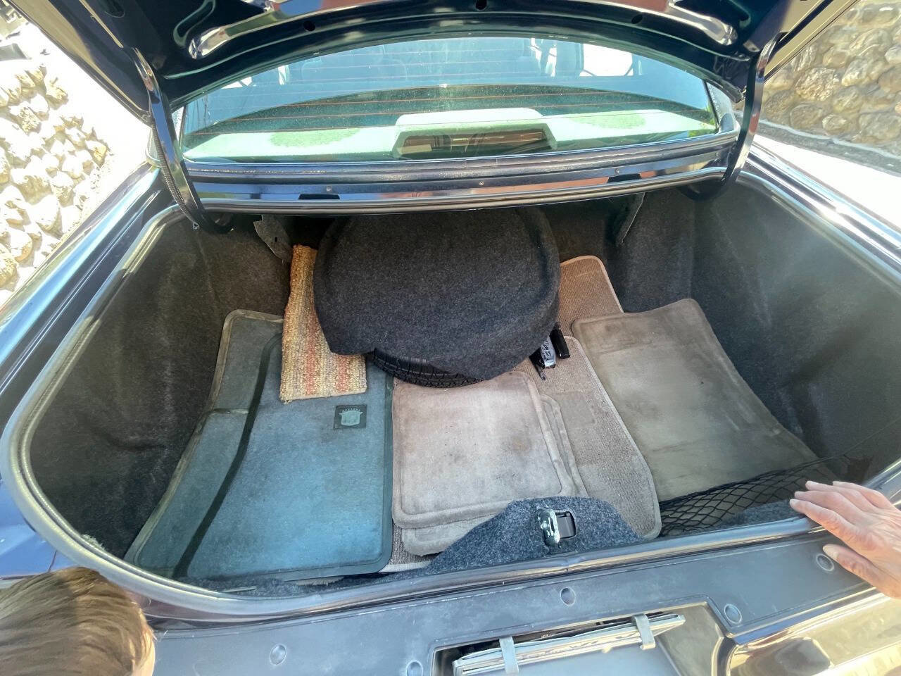 Used 1994 Cadillac Fleetwood Brougham RWD image 24