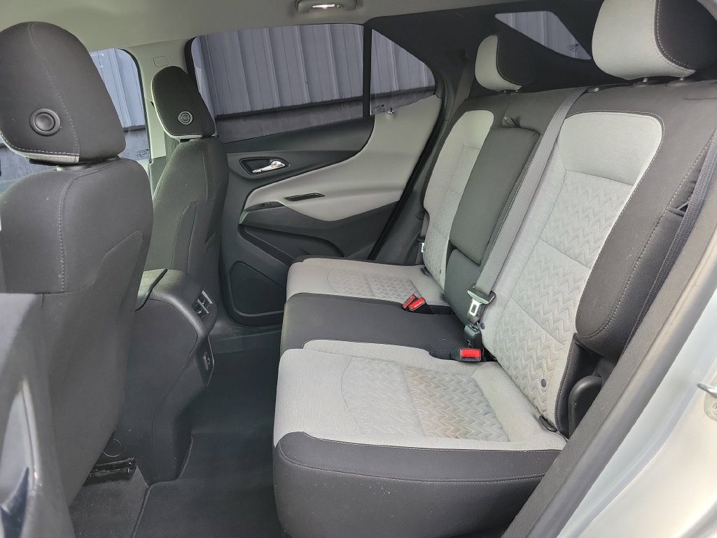 Used 2022 Chevrolet Equinox LT AWD/4WD image 16