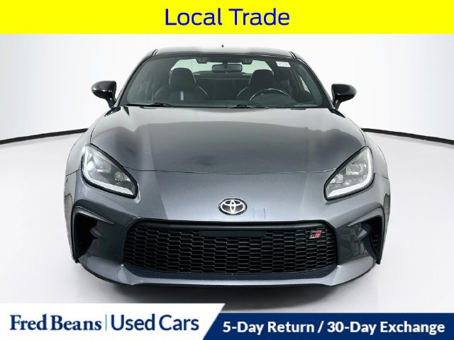 Used 2022 Toyota GR86 Premium RWD image 2
