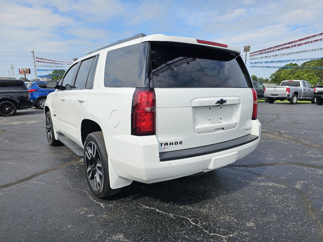 Used 2018 Chevrolet Tahoe Premier w/ RST 6.2L Performance Edition AWD/4WD image 36