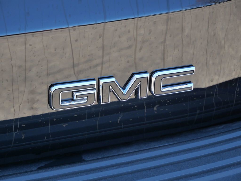 New 2026 GMC Yukon XL Denali w/ Sun & Power Step Package AWD/4WD image 14