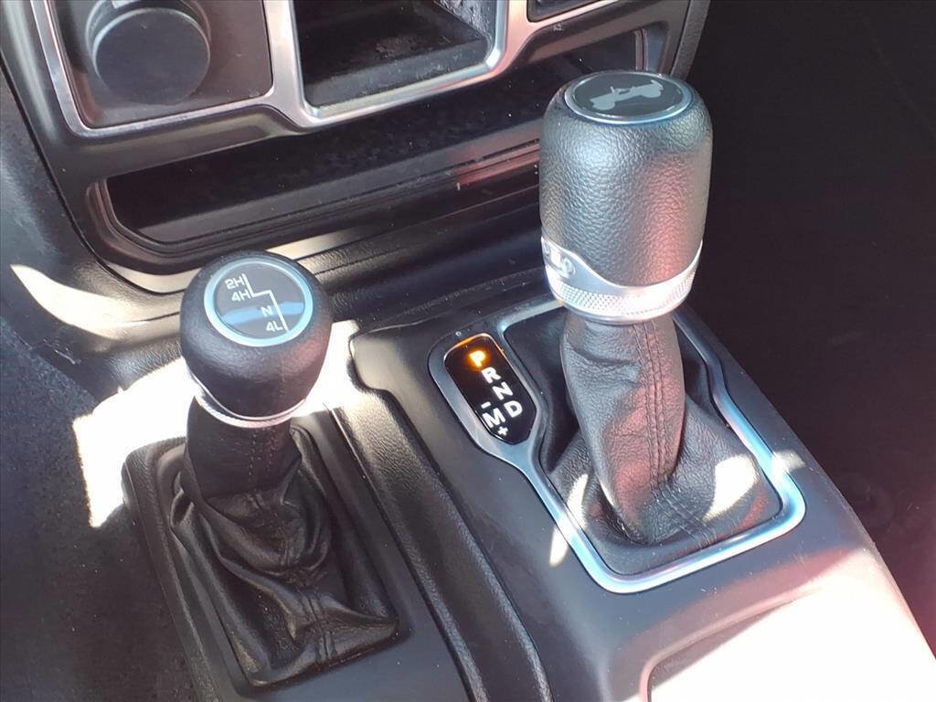 Used 2021 Jeep Wrangler Unlimited Sport AWD/4WD image 15