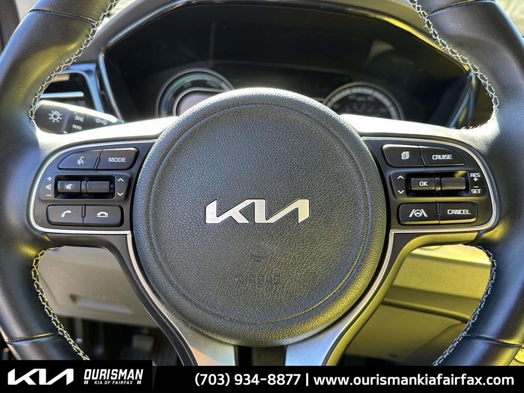 Used 2022 Kia Niro LXS image 9