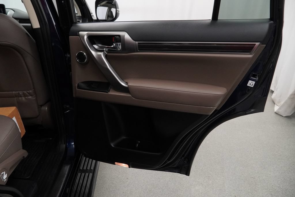 Used 2022 Lexus GX 460 Premium w/ Premium Plus Package AWD/4WD image 36