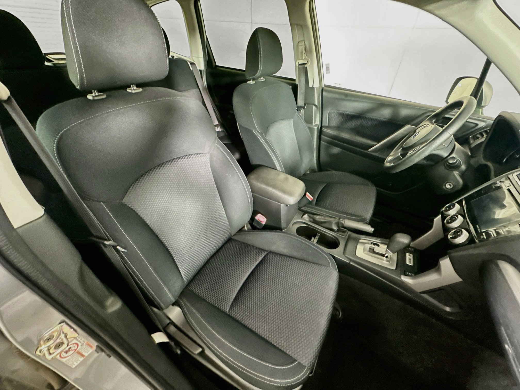 Used 2017 Subaru Forester 2.5i Premium AWD/4WD image 31