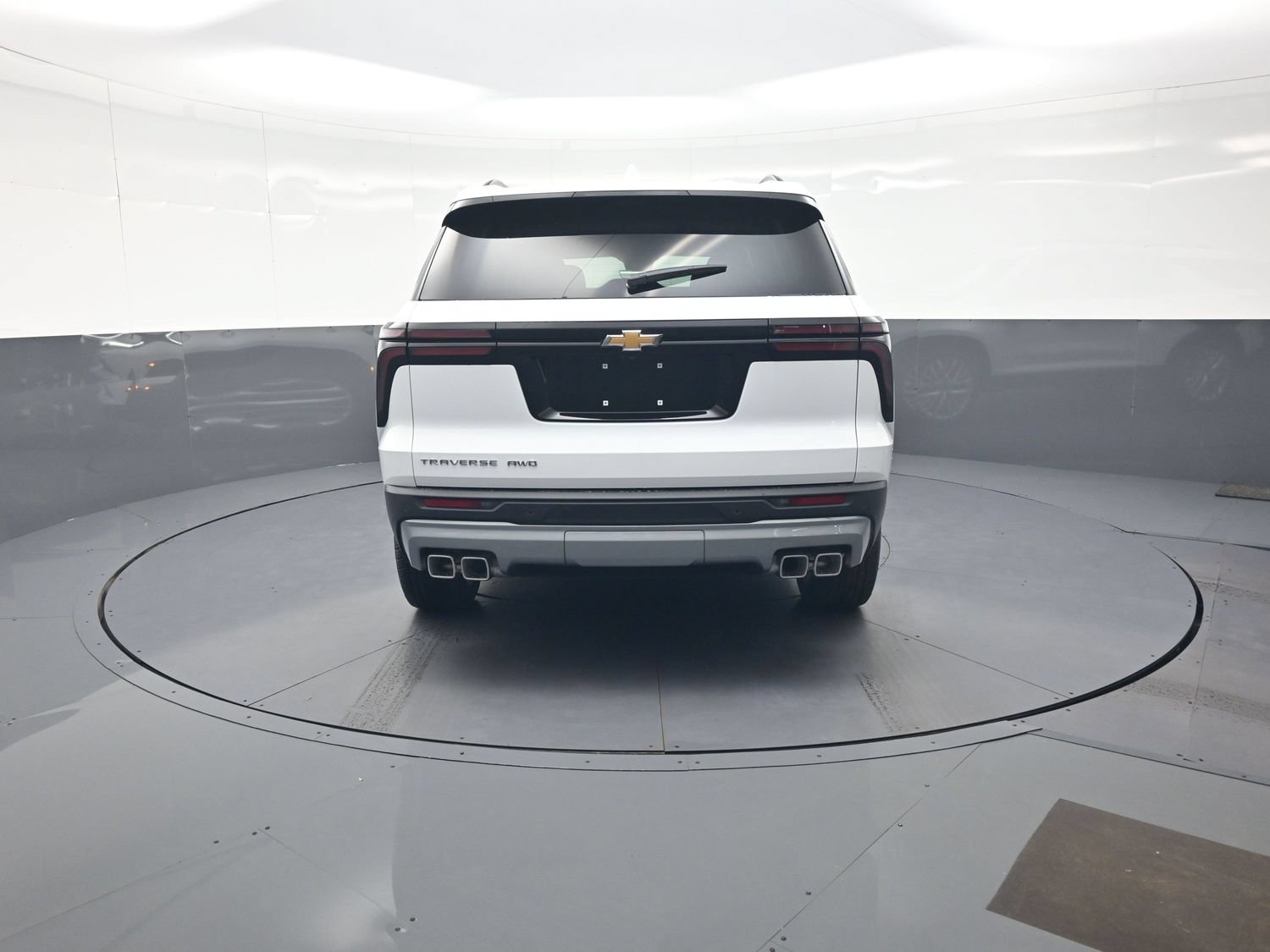 New 2027 Chevrolet Traverse LT w/ Driver Confidence Package AWD/4WD image 4