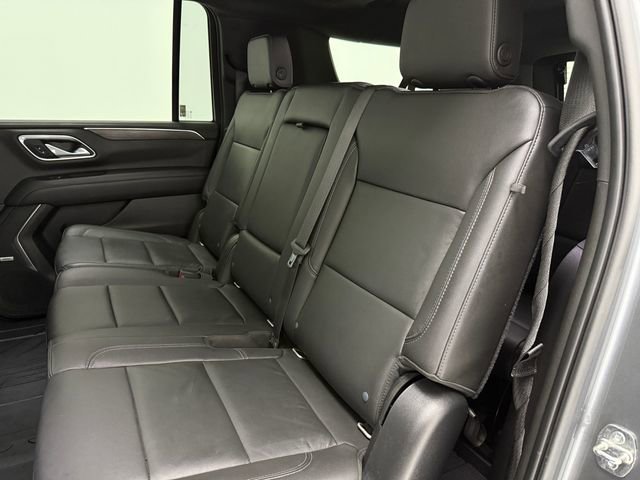 Used 2021 Chevrolet Suburban Z71 w/ Z71 Signature Package AWD/4WD image 34