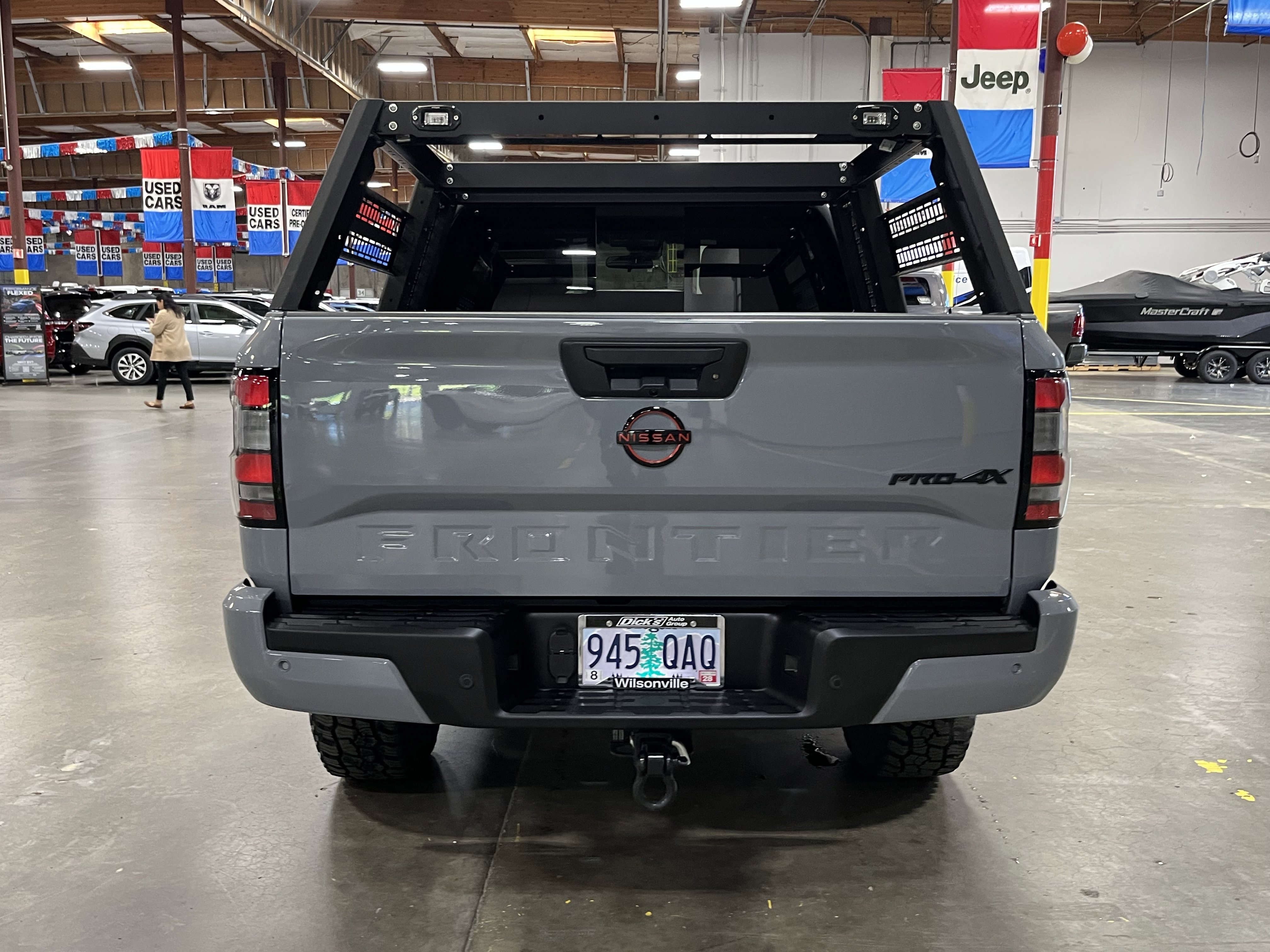 Used 2024 Nissan Frontier PRO-4X w/ Pro Convenience Package AWD/4WD image 4