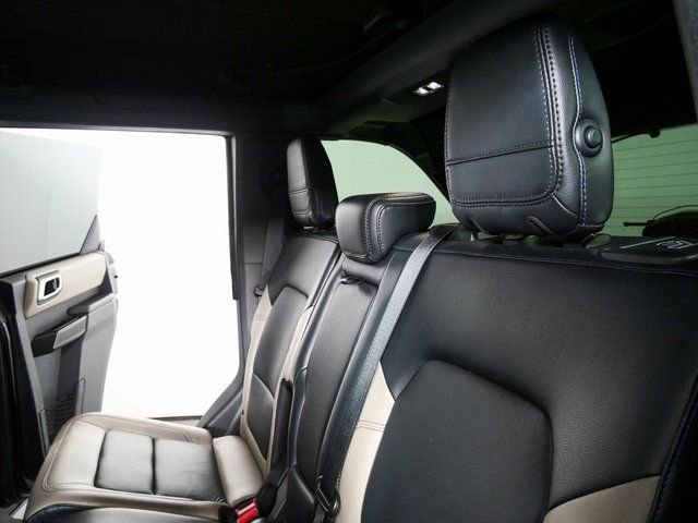 Used 2024 Ford Bronco Wildtrak image 18
