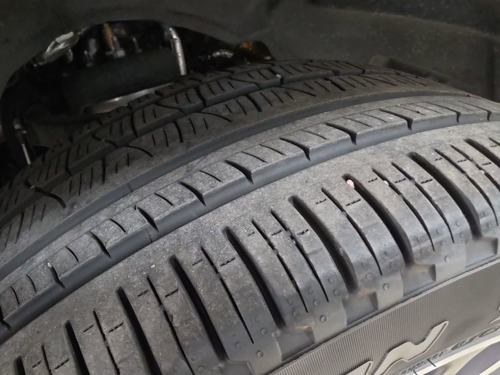 Used 2025 RAM 1500 Tungsten AWD/4WD image 12