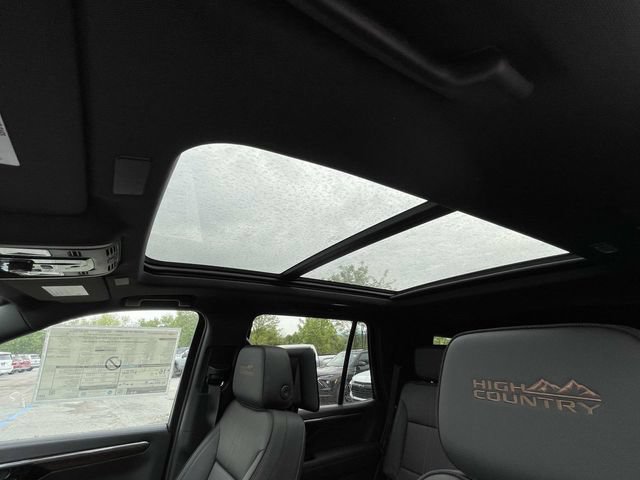 New 2026 Chevrolet Tahoe High Country AWD/4WD image 23