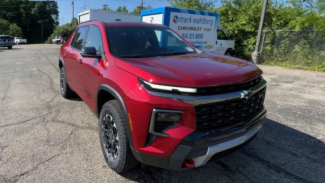 New 2027 Chevrolet Traverse Z71 w/ Driver Confidence Package AWD/4WD image 4