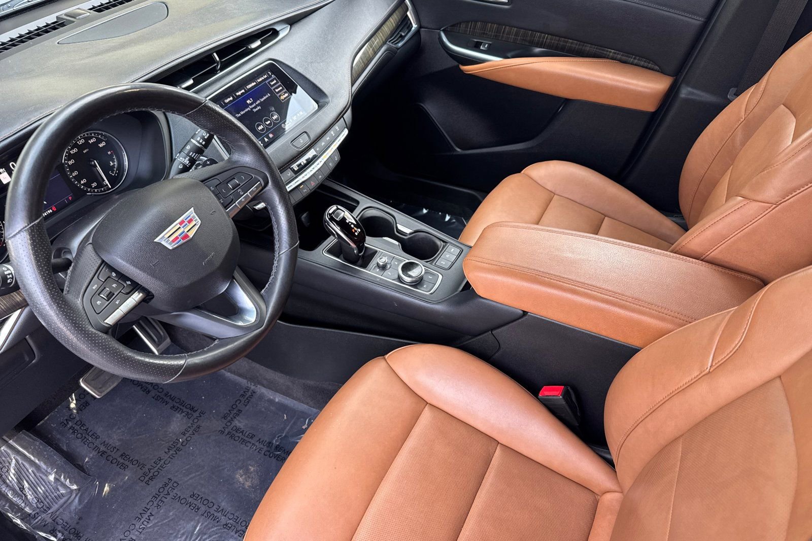 Used 2023 Cadillac XT4 Sport image 10