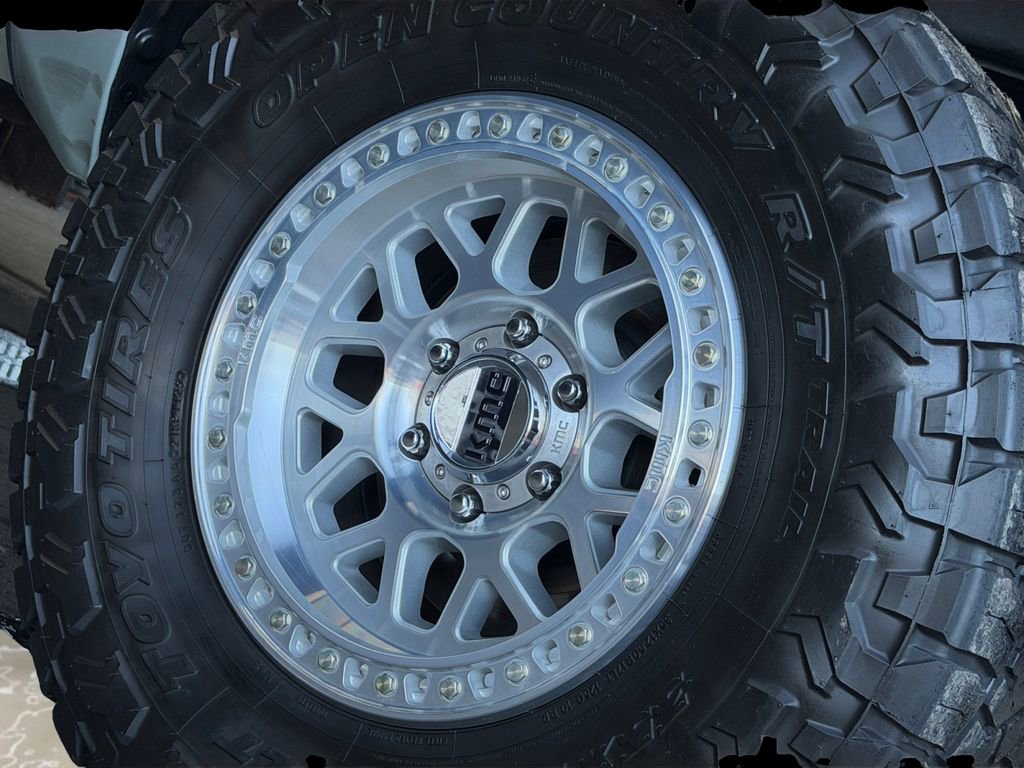 Used 2025 Toyota Tundra Limited image 28