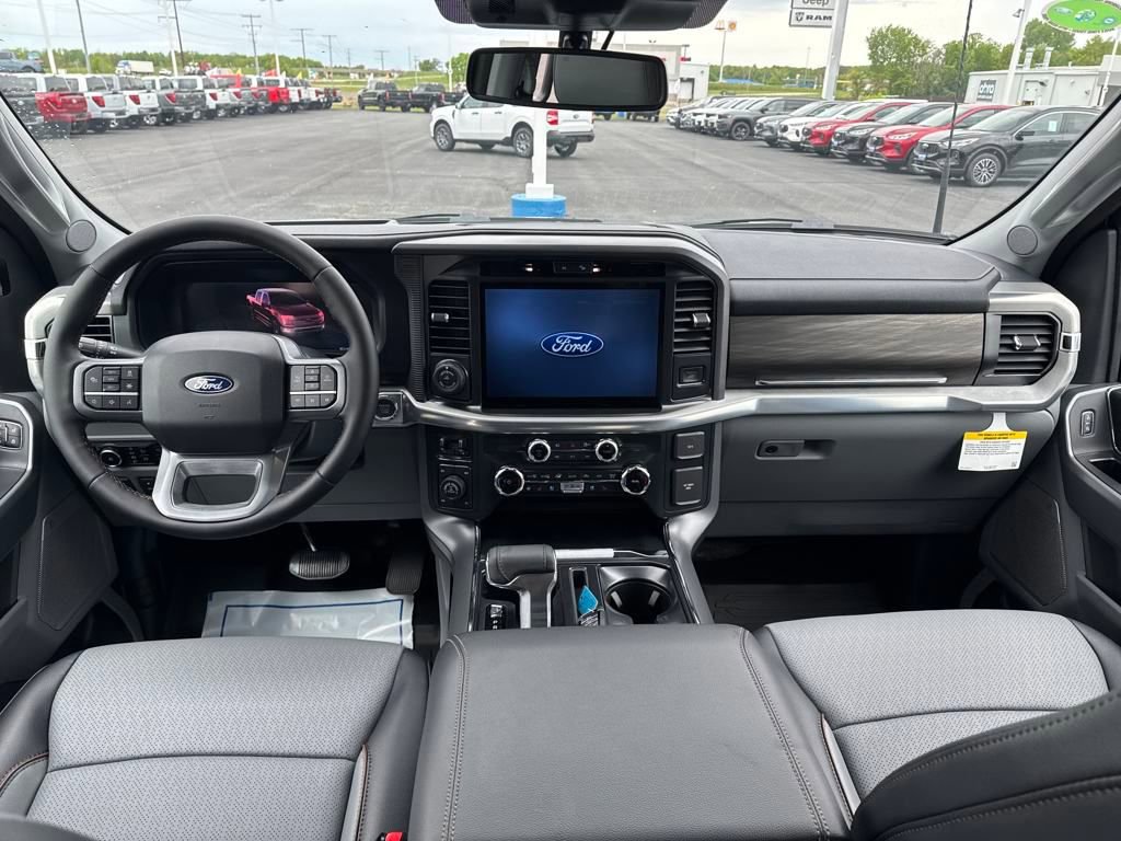 New 2025 Ford F150 Lariat w/ Equipment Group 502A High image 12