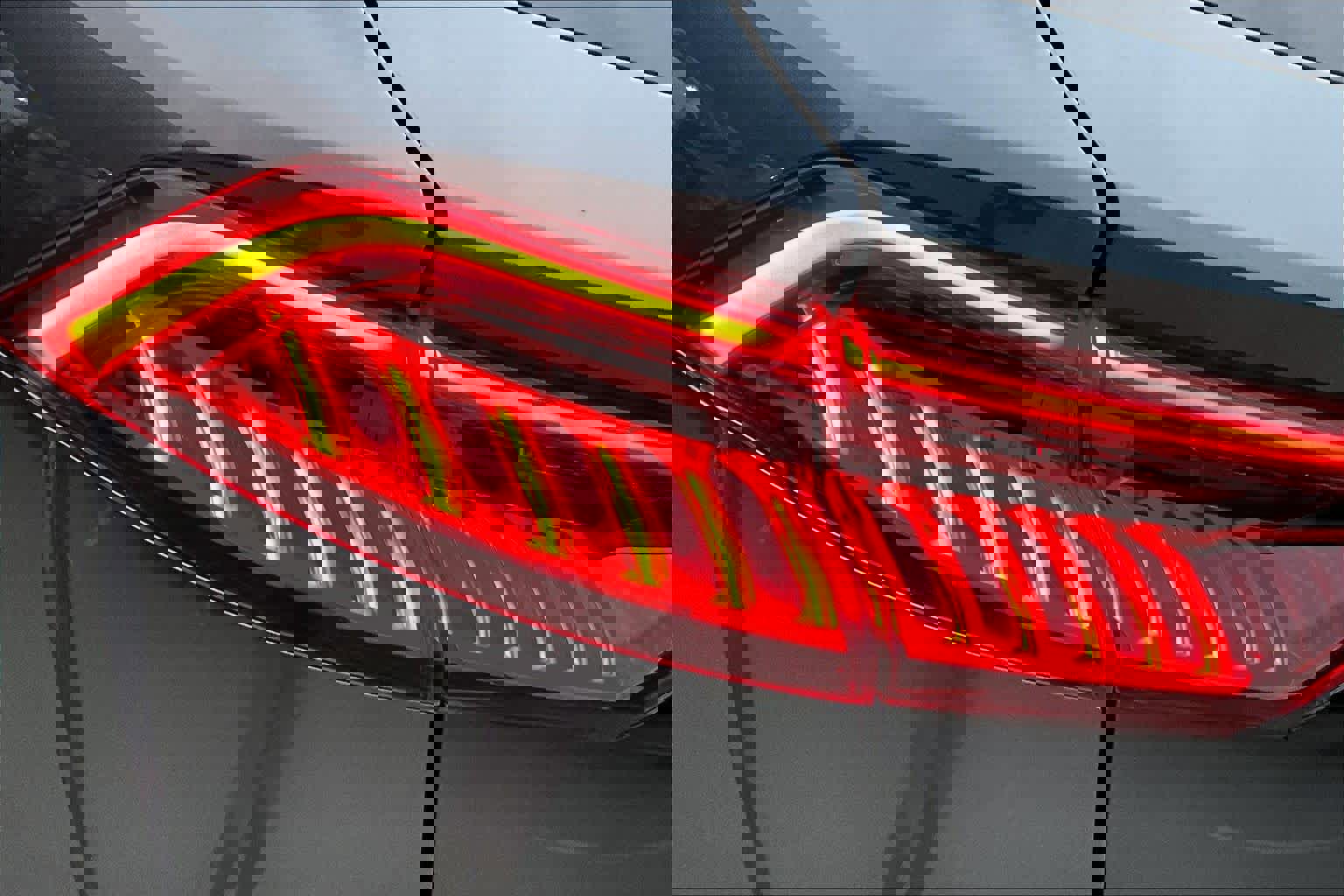 Used 2019 Audi Q8 Premium Plus w/ Premium Plus AWD/4WD image 31