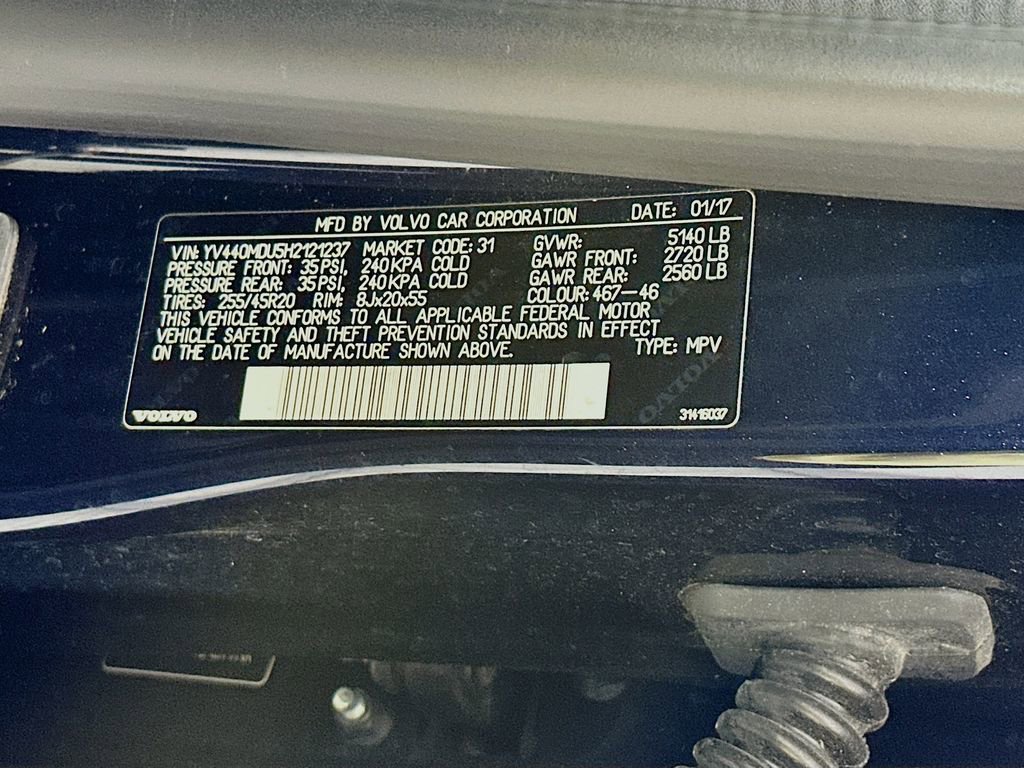 Used 2017 Volvo XC60 T5 Inscription w/ Preferred Option Package FWD image 27