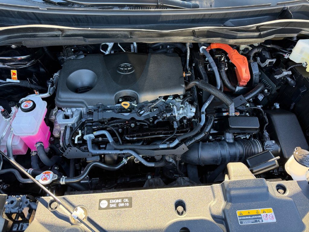 Used 2026 Toyota Sienna LE AWD/4WD image 29