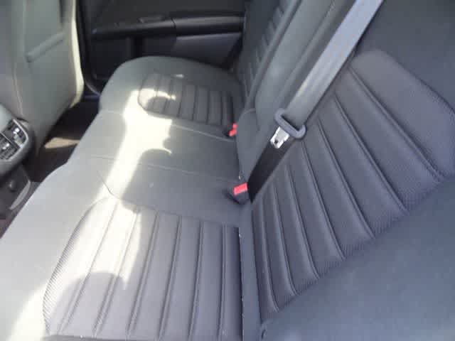 Used 2019 Ford Fusion SE FWD image 18