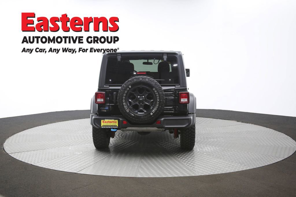 Used 2023 Jeep Wrangler Unlimited w/ Dual Top Group image 40